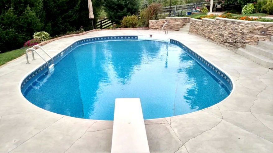 concrete-pool-deck-cracks